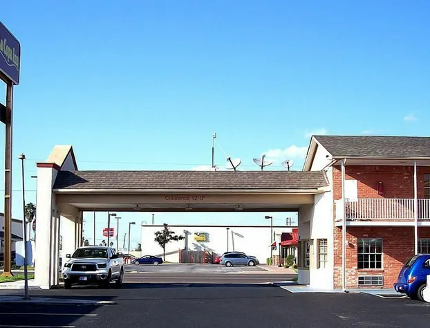 Value Inn & Suites - Harlingen hotel detail image 1