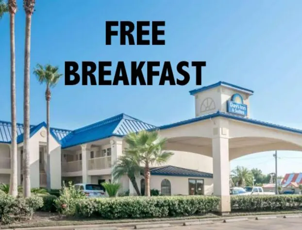 Days Inn & Suites by Wyndham Winnie hotel detail image 1