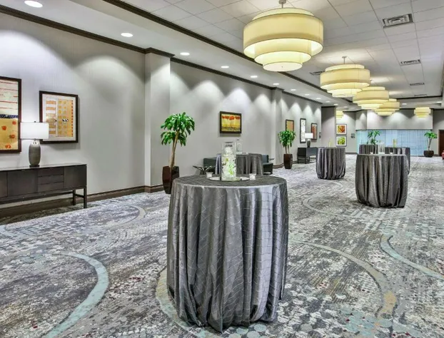 Embassy Suites Columbus-Airport hotel detail image 4