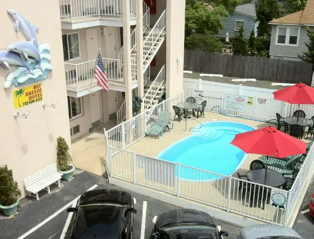 Bay Breeze Motel hotel detail image 3