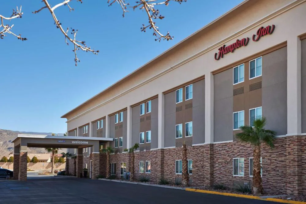 Hampton Inn Alamogordo hotel hero