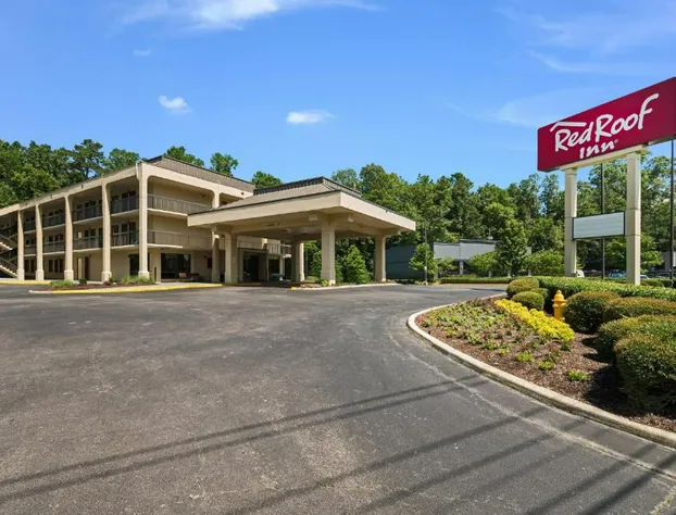 Red Roof Inn Birmingham South hotel detail image 2