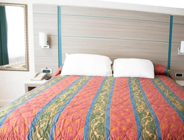 Discovery Inn hotel detail image 3