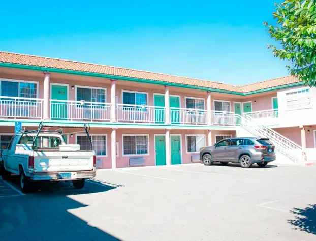 Discovery Inn hotel detail image 2