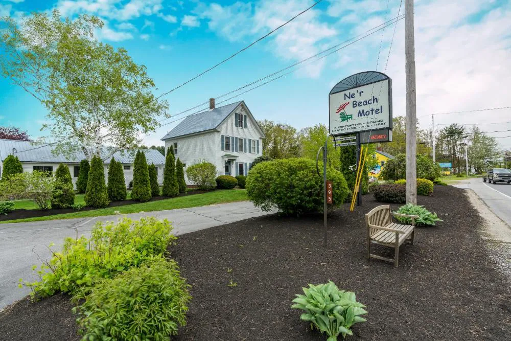 Ne'r Beach Motel hotel hero
