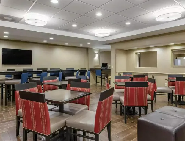 Comfort Inn Greensboro - Kernersville hotel detail image 1