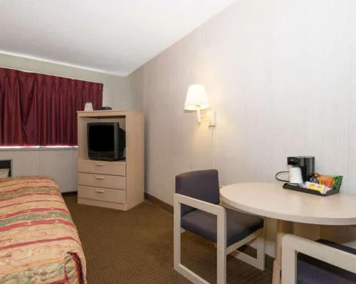 Rodeway Inn Annapolis hotel detail image 4