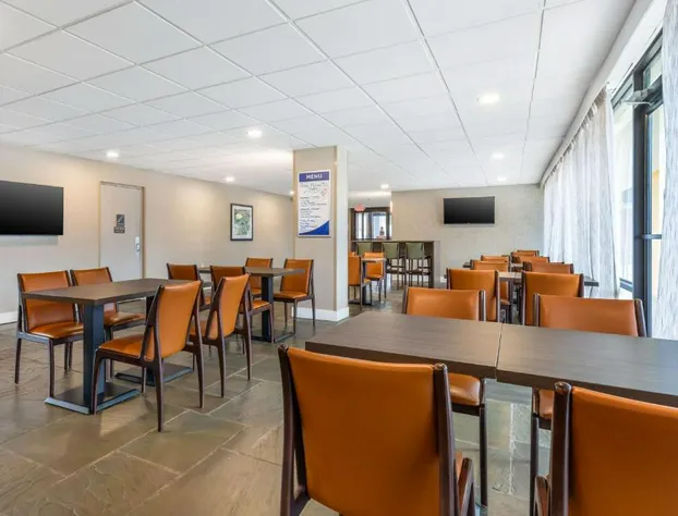 Best Western Plus Laurel hotel detail image 2