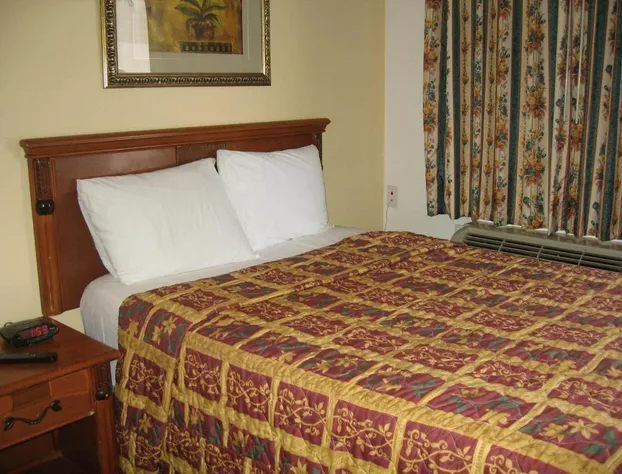 Tower Motel Long Beach hotel detail image 4