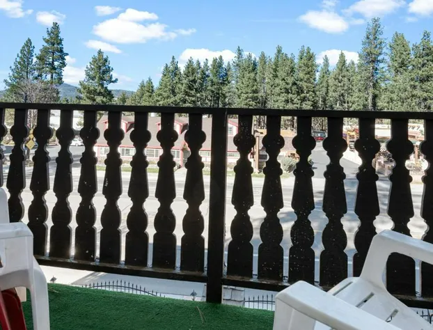 Black Forest Lodge And Cabins hotel detail image 2