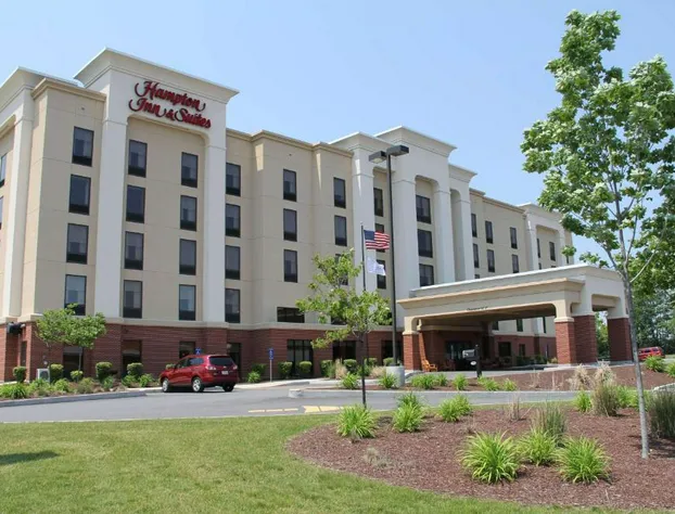 Hampton Inn & Suites Plattsburgh hotel detail image 1