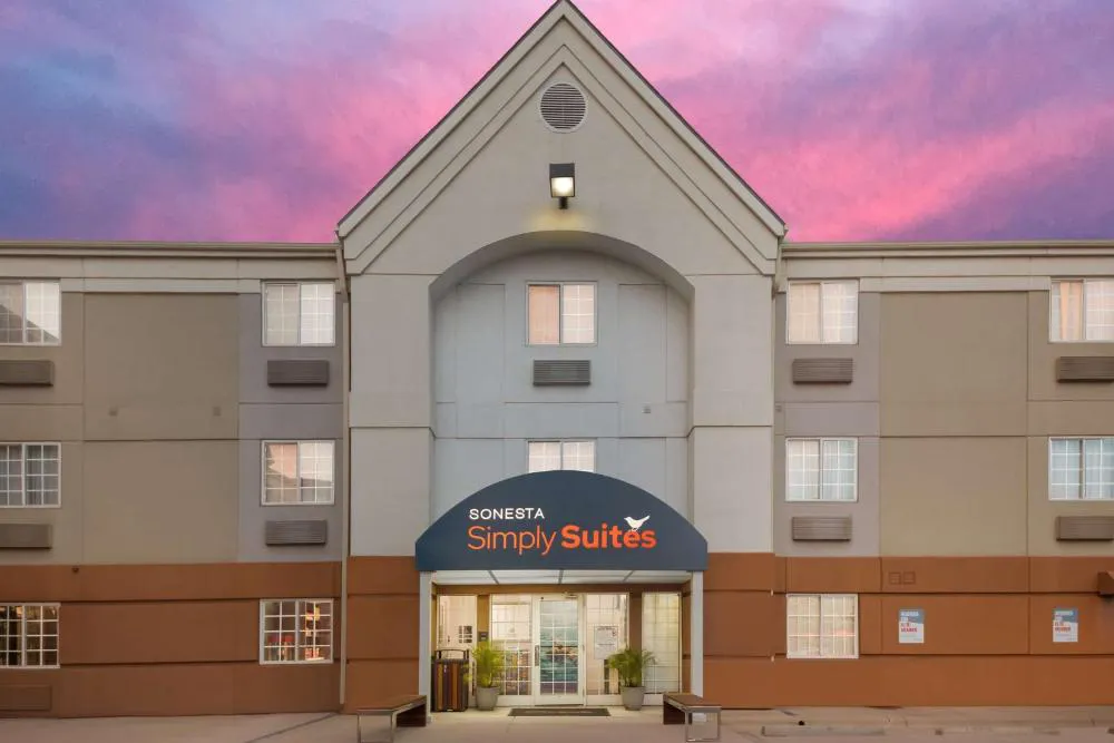 Sonesta Simply Suites Baltimore BWI Airport hotel hero