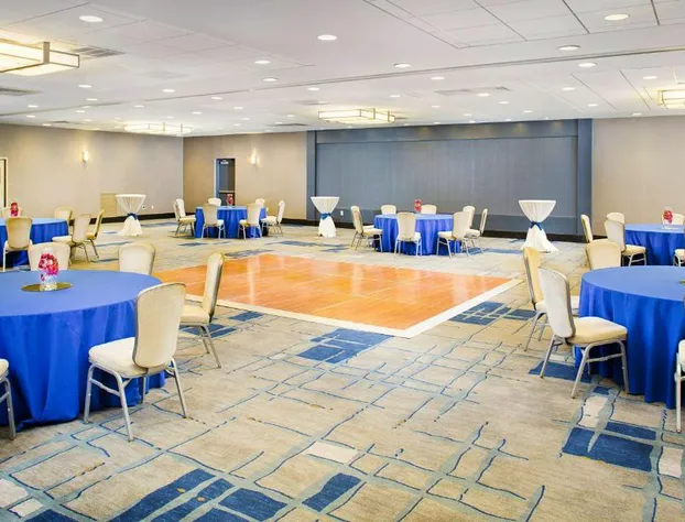 DoubleTree Hotel Baltimore - BWI Airport hotel detail image 4