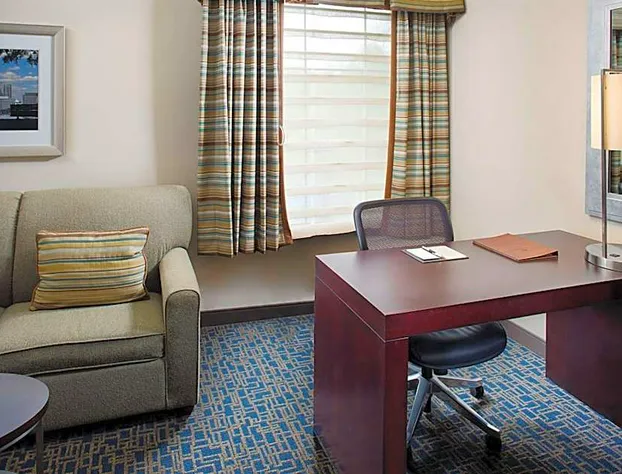 DoubleTree Hotel Baltimore - BWI Airport hotel detail image 4