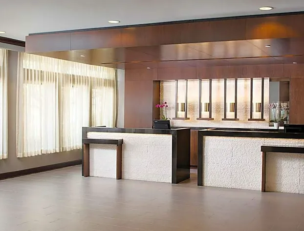 DoubleTree Hotel Baltimore - BWI Airport hotel detail image 2