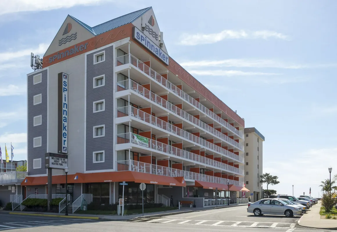 The Spinnaker hotel hero