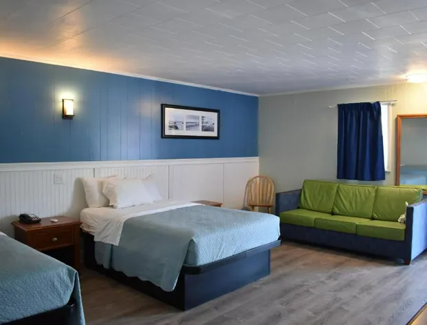 Colonial Inn Motel hotel detail image 4