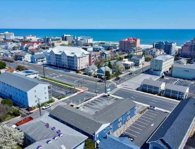 Blue Wave Inn hotel detail image 4
