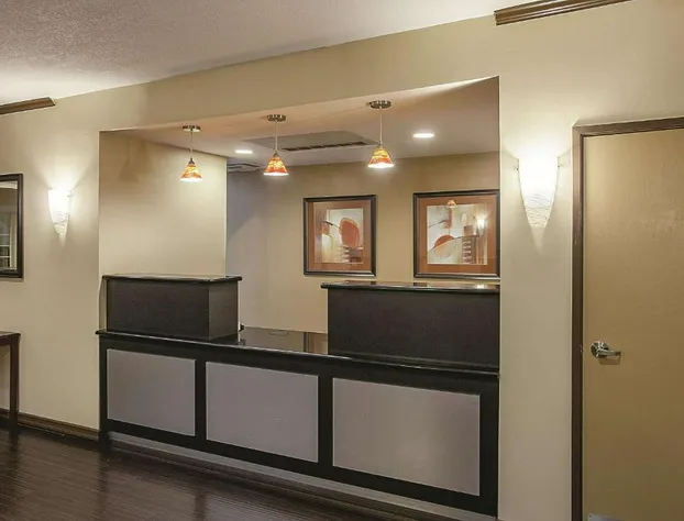 La Quinta Inn & Suites by Wyndham Davis hotel detail image 3