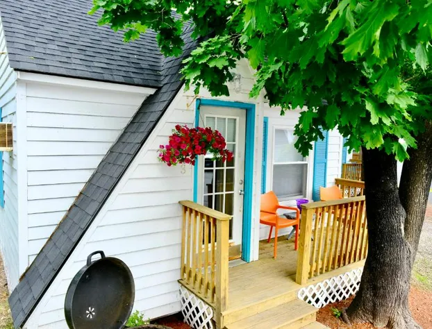 The Landings Inn and Cottages at Old Orchard Beach hotel detail image 2