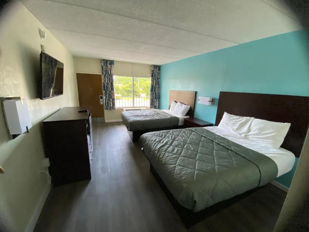 Havelock Inn & Suites hotel hero