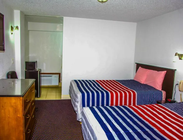 Knights Inn Harrisonville hotel detail image 1