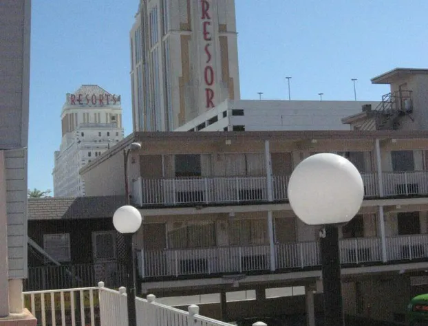 Atlantic Motor Inn hotel detail image 1