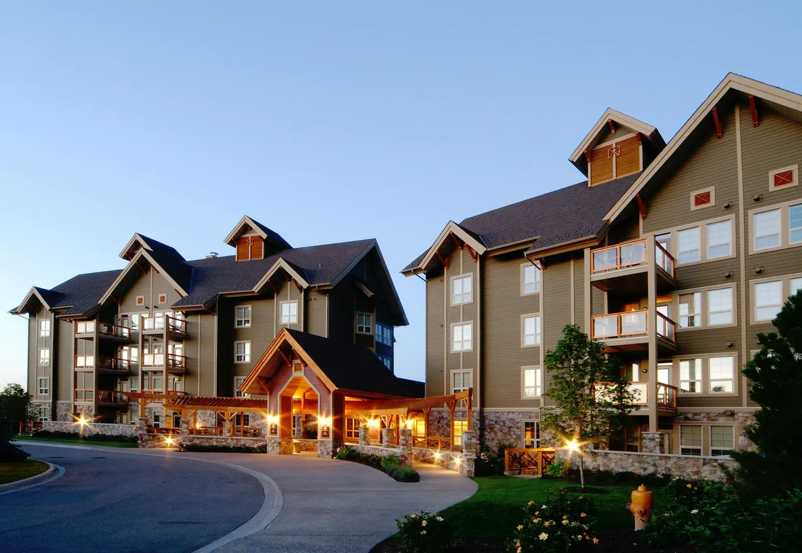 Predator Ridge Resort hotel hero