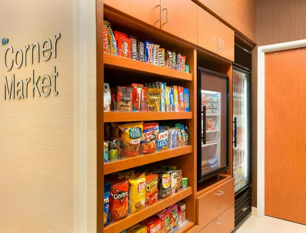 Fairfield Inn & Suites Midland hotel detail image 2