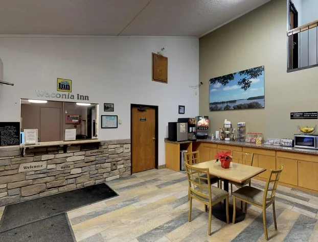 Waconia Inn and Suites hotel detail image 4