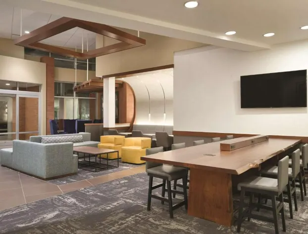 Hyatt Place Portland Airport hotel detail image 4