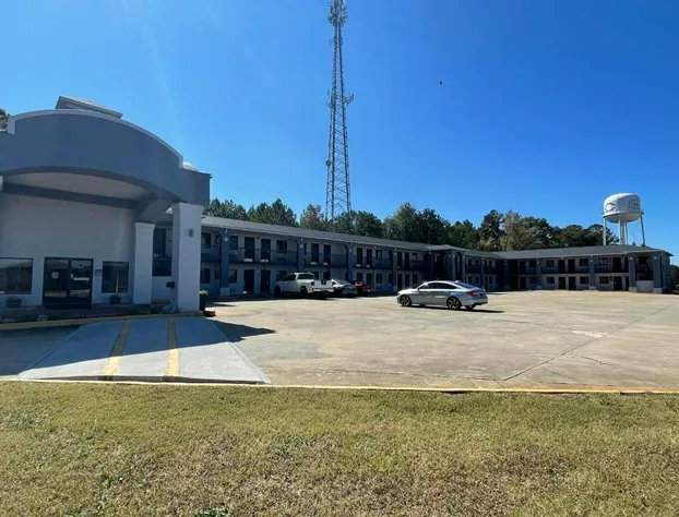 Garden Inn & Suites hotel detail image 3