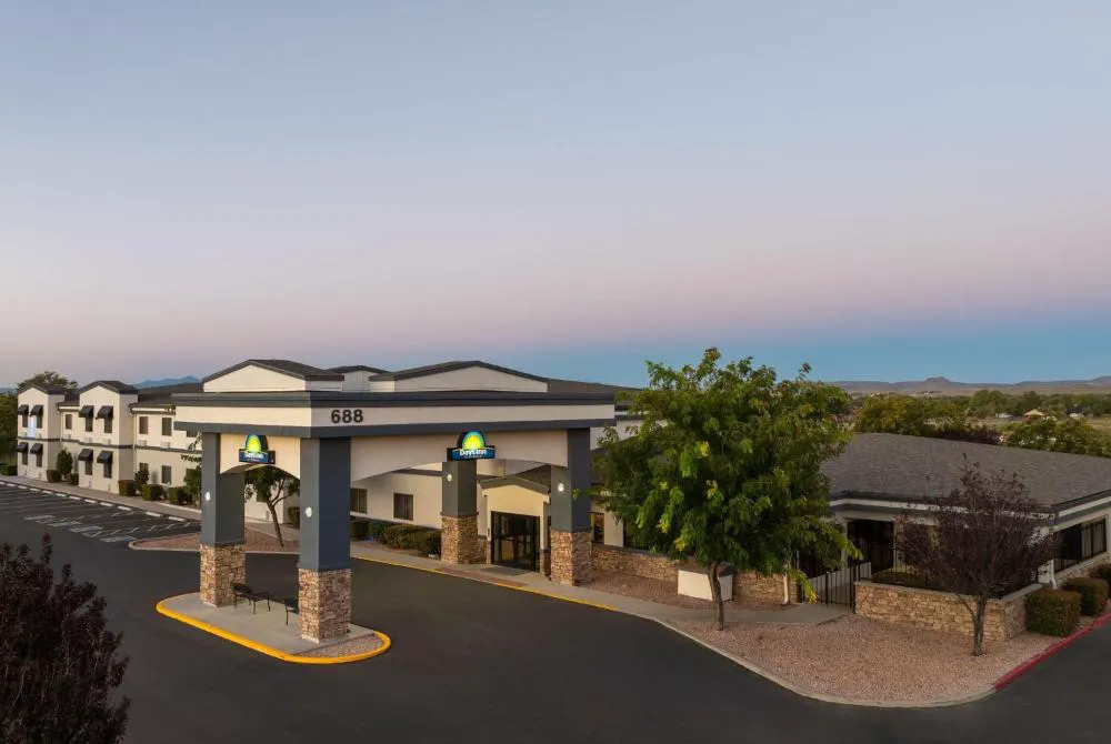 Days Inn by Wyndham Chino Valley hotel hero
