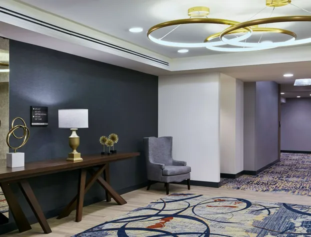 The Inn at Penn, A Hilton Hotel hotel detail image 2