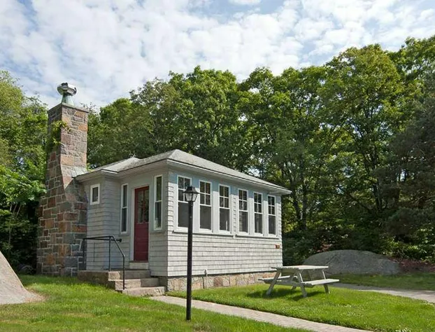 Sea Lion Motel and Cottages hotel detail image 1