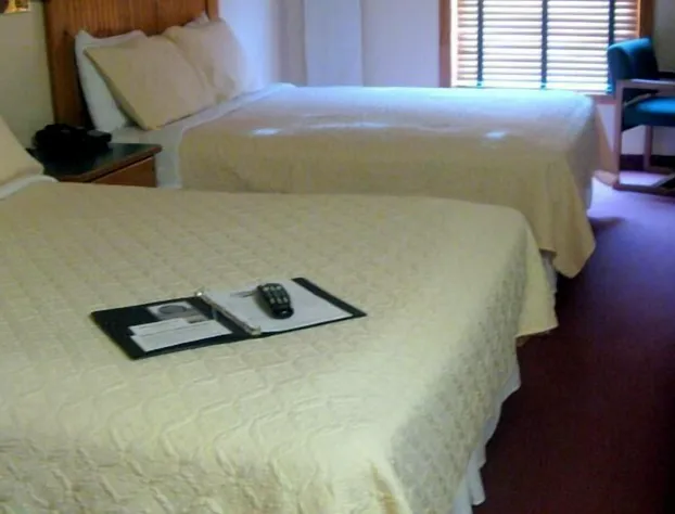 Elkhorn Mountain Inn hotel detail image 3