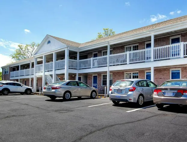 Cape Cod Harbor House Inn hotel detail image 2