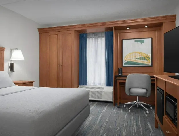 Hampton Inn Pittsburgh/Greentree hotel detail image 4