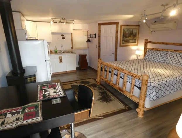 Yellowstone Motel - Adults Only hotel detail image 4