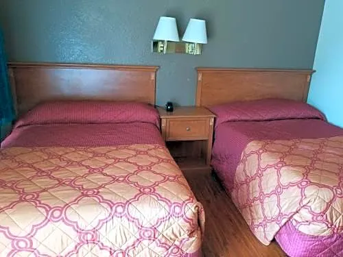 Tiffany Inn Corona hotel detail image 3