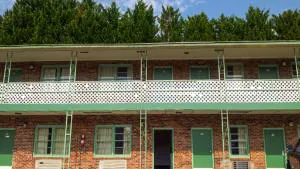 Relax Inn Westminster hotel hero