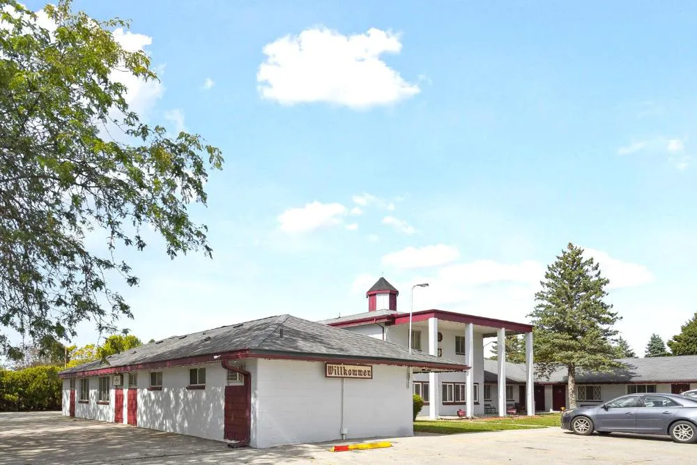 Heidelberg Motel by Capital O Bridgeport Frankenmuth I 75 hotel hero