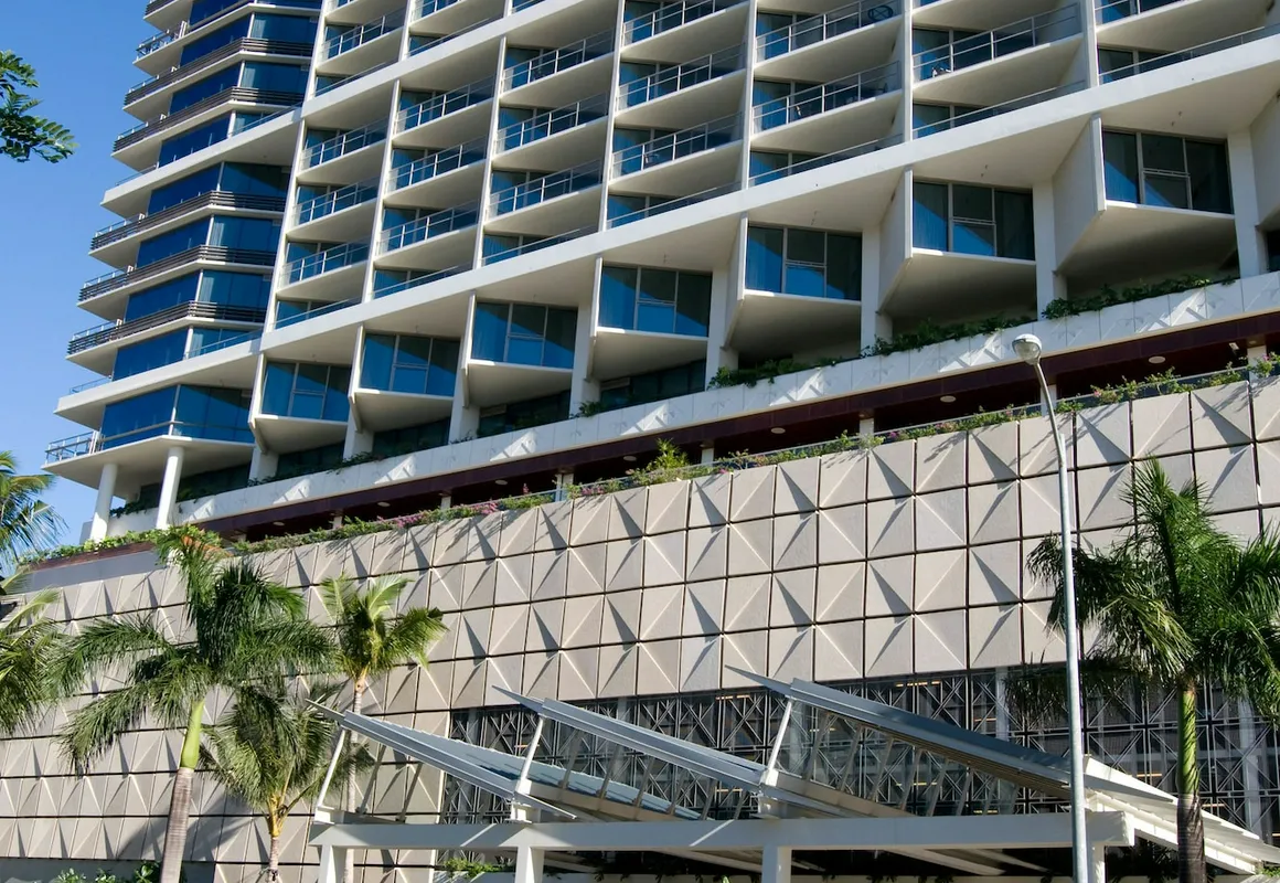 Jet Luxury @ The Trump Waikiki hotel hero