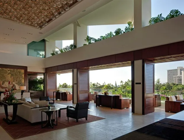 Jet Luxury @ The Trump Waikiki hotel detail image 4