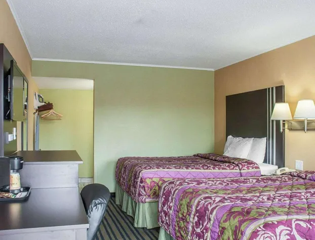 Amherst Inn & Suites hotel detail image 1