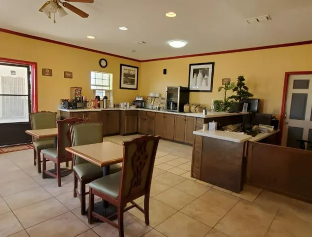 La Bonita Inn And Suites hotel detail image 1