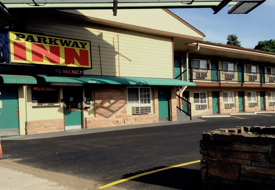 Parkway Inn Eugene hotel hero