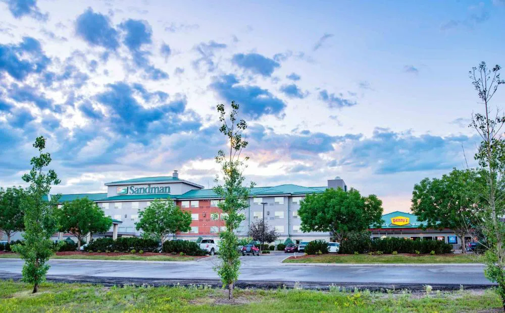 Sandman Hotel & Suites Regina hotel hero