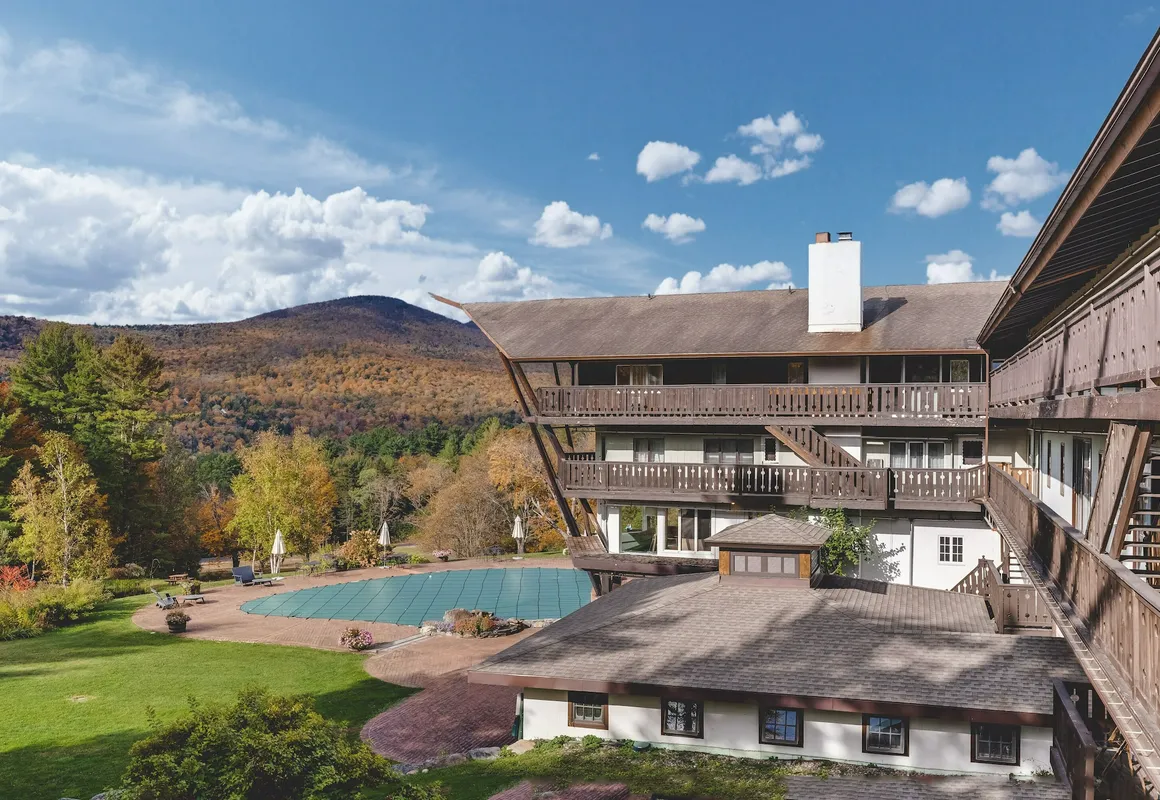 Stowehof Inn hotel hero