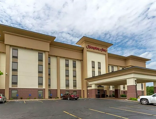 Hampton Inn Jefferson City at Capital Mall hotel detail image 3